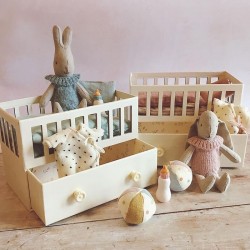 Baby room w. micro rabbit