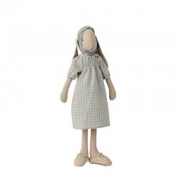Bunny size 3 - in Dress with Hat and Shoes