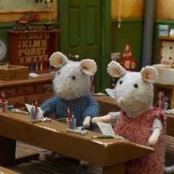 DIY Karton Szoba – Osztályterem