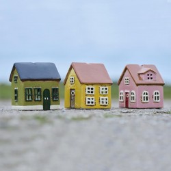 Kerámia gyertyatartó ház Nyhavn yellow