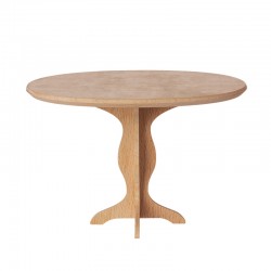 Ovális asztal egereknek