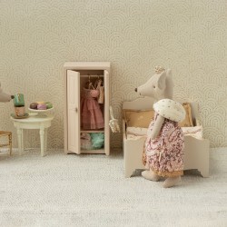 Fa ágy fehér egereknek