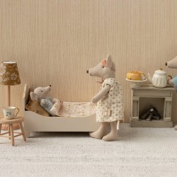 Fa ágy fehér egereknek